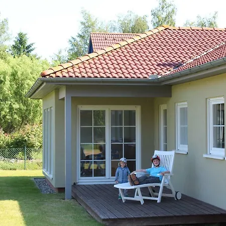 Holiday home Luessvitz Ummanz